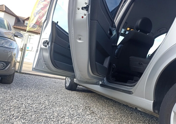Opel Meriva cena 10999 przebieg: 83000, rok produkcji 2005 z Duszniki-Zdrój małe 352